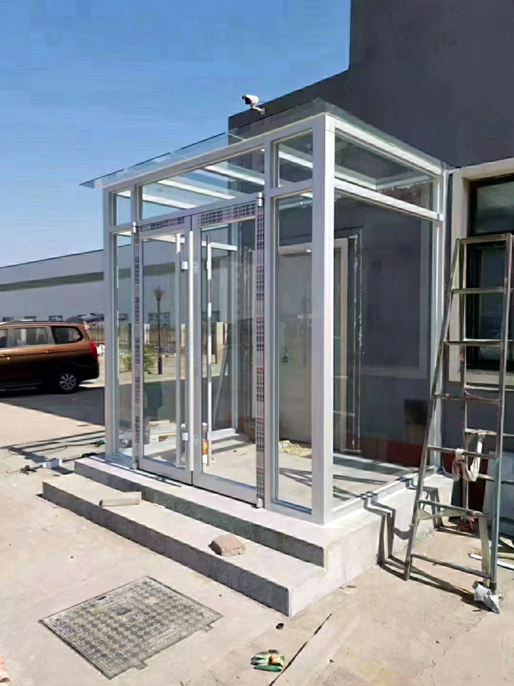 庭院入戶(hù)門(mén)避風(fēng)塘 鋁合金鋼化玻璃房定制全解析